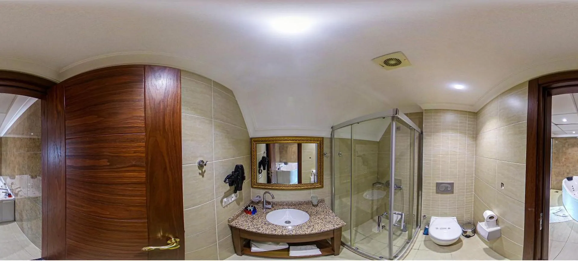 Vois Hotel Atasehir & Spa Istanboel